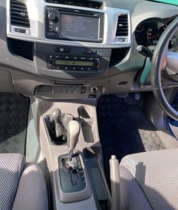 
										2013 Toyota Hilux SR5 (4X4) KUN26R MY12 full									