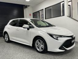 
										2022 Toyota Corolla Ascent Sport full									