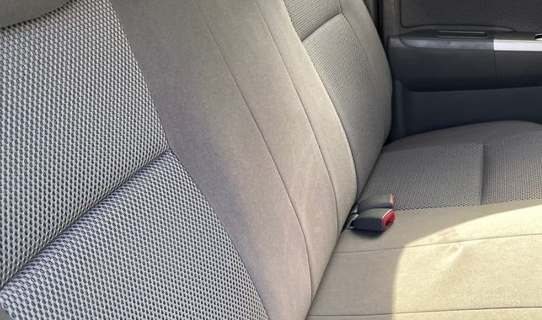 
								2013 Toyota Hilux SR5 (4X4) KUN26R MY12 full									