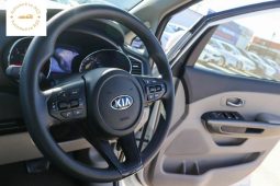 
										2020 Kia Carnival S full									