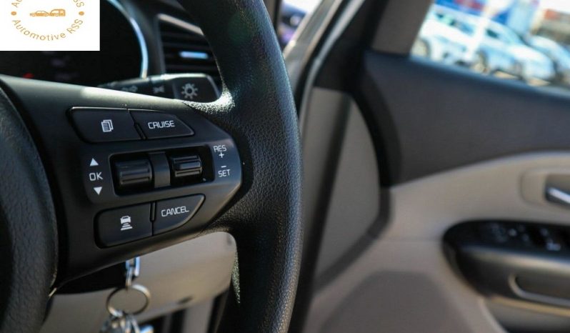 
								2020 Kia Carnival S full									