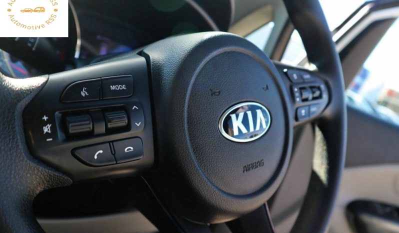 
								2020 Kia Carnival S full									