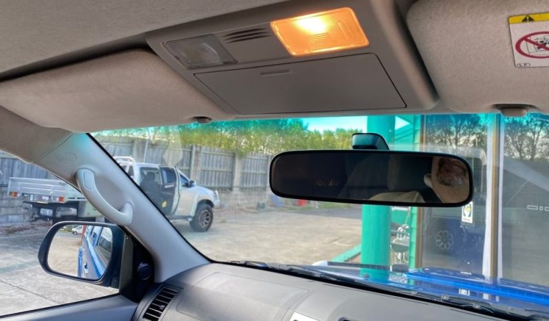 
								2013 Toyota Hilux SR5 (4X4) KUN26R MY12 full									