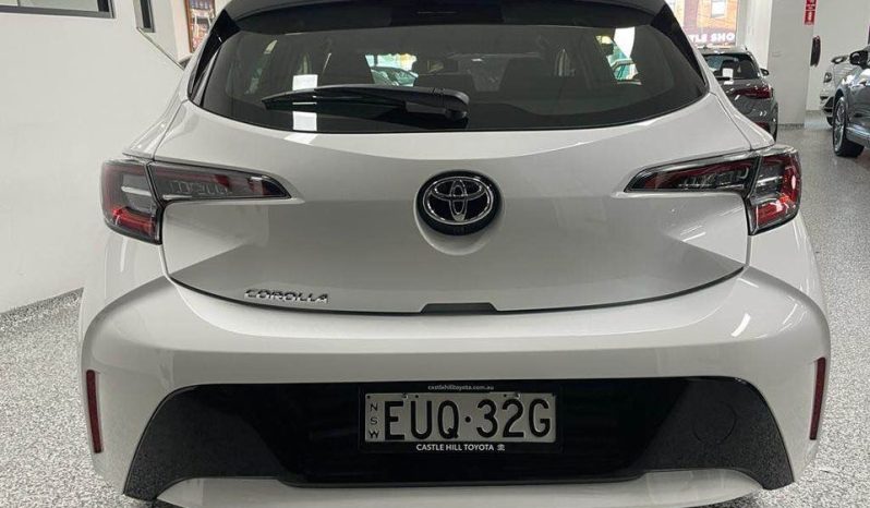 
								2022 Toyota Corolla Ascent Sport full									