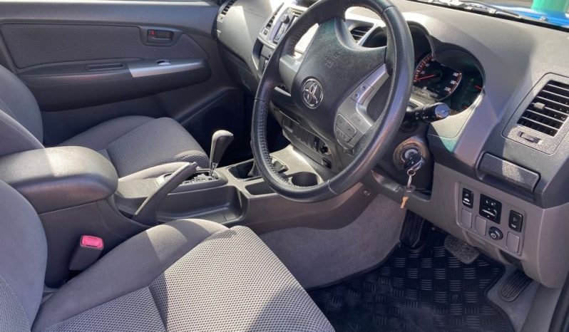 
								2013 Toyota Hilux SR5 (4X4) KUN26R MY12 full									