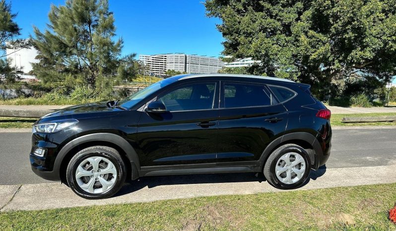 
								2018 HYUNDAI TUCSON STATION WAGON full									