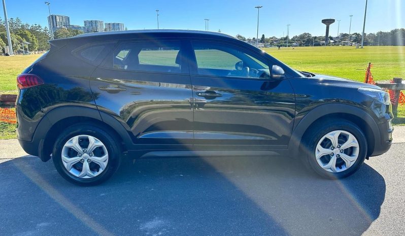 
								2018 HYUNDAI TUCSON STATION WAGON full									