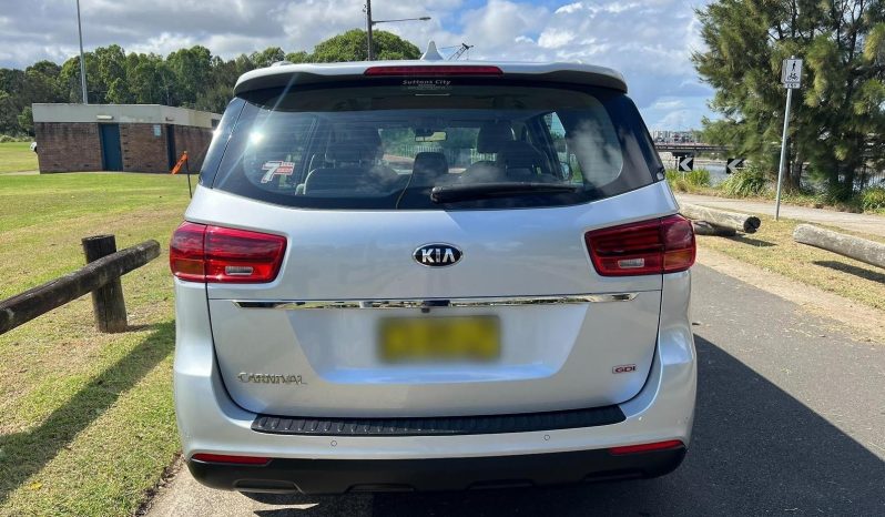 
								2018 Kia Carnival Sl full									