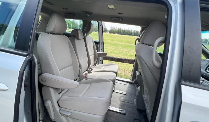 
								2018 Kia Carnival Sl full									