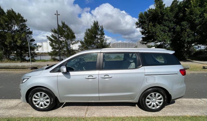 
								2018 Kia Carnival Sl full									