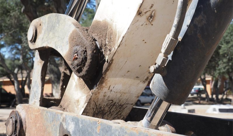 
								2016 BOBCAT E50 – Hours: 2,089 full									