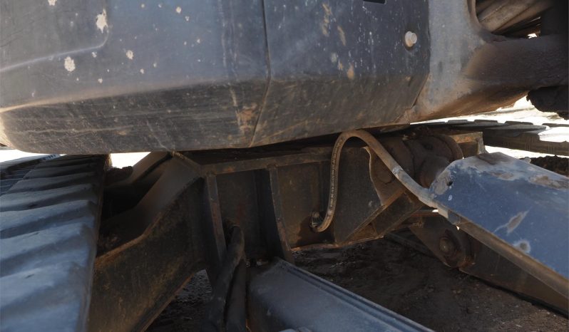 
								2016 BOBCAT E50 – Hours: 2,089 full									