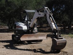 
										2016 BOBCAT E50 – Hours: 2,089 full									