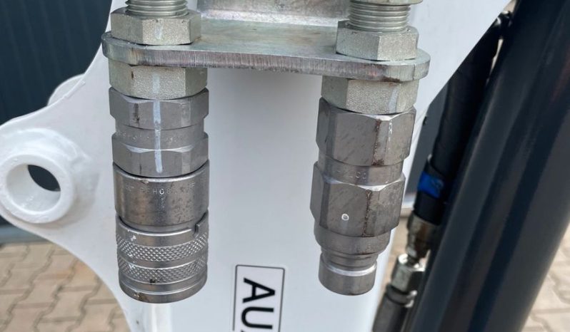 
								2022 Bobcat E 20z full									