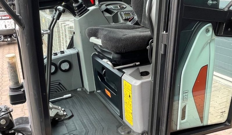 
								2022 Bobcat E 20z full									