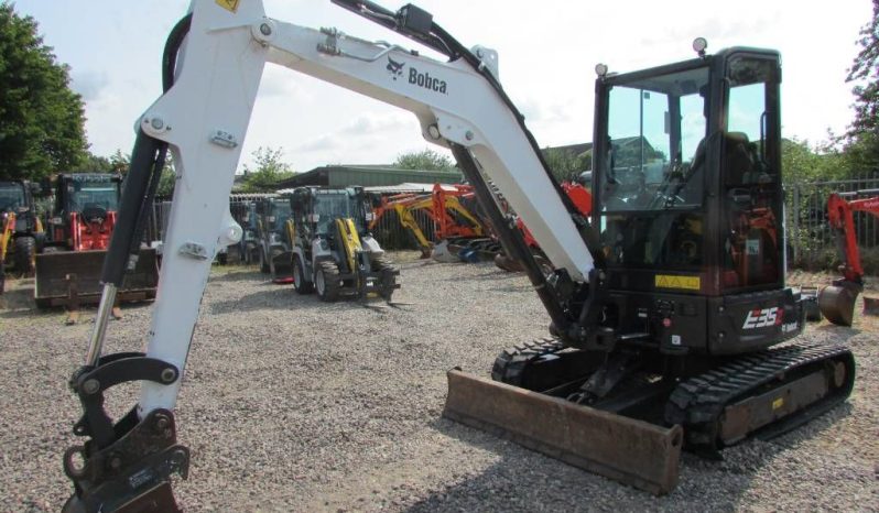 
								2020 Bobcat E 35 Z mini excavator top condition full									