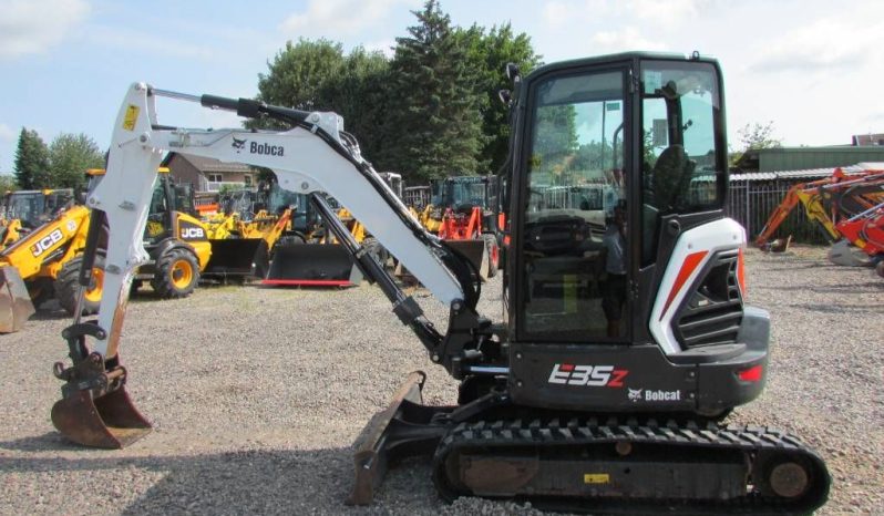 
								2020 Bobcat E 35 Z mini excavator top condition full									