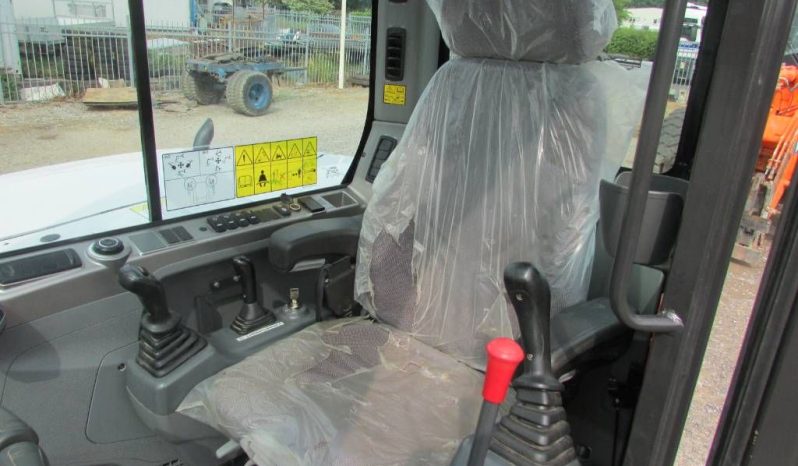 
								2021 Bobcat E 85 full									