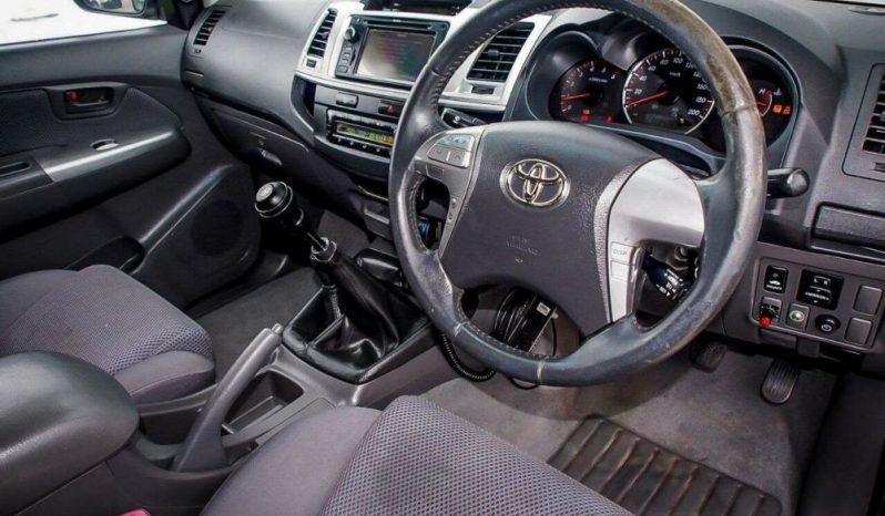 
								2013 Toyota Hilux SR5 (4X4) KUN26R MY12 full									