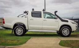 
										2013 Toyota Hilux SR5 (4X4) KUN26R MY12 full									