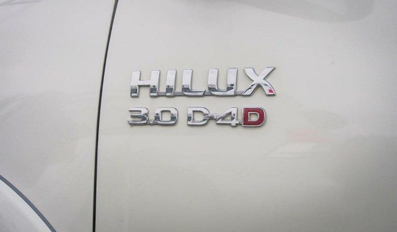 
								2013 Toyota Hilux SR5 (4X4) KUN26R MY12 full									