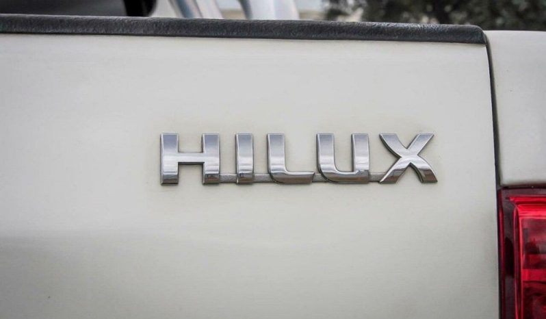 
								2013 Toyota Hilux SR5 (4X4) KUN26R MY12 full									