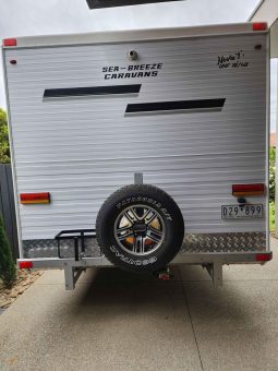 
										2012 Sea Breeze 21ft full									