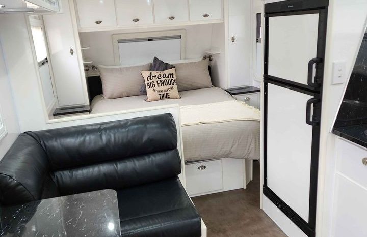 
								2012 Sea Breeze 21ft full									