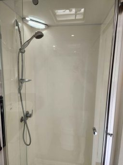 
										2012 Sea Breeze 21ft full									