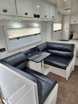 
										2012 Sea Breeze 21ft full									