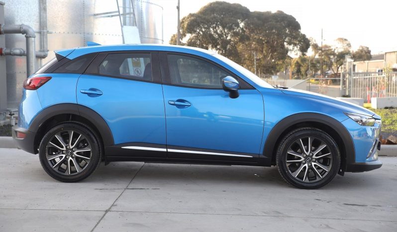 
								2017 Mazda CX-3 Akari full									