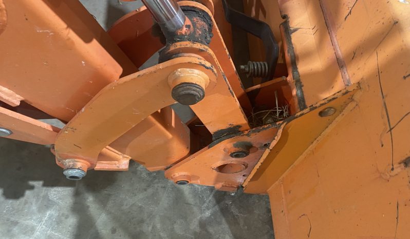 
								2013 KUBOTA M8560D Tractor – 3,298 Hours full									