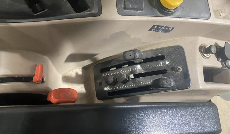 
								2013 KUBOTA M8560D Tractor – 3,298 Hours full									