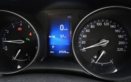 
										2017 Toyota C-HR Wagon full									