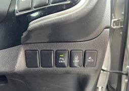 
										2018 Mitsubishi Outlander ES full									