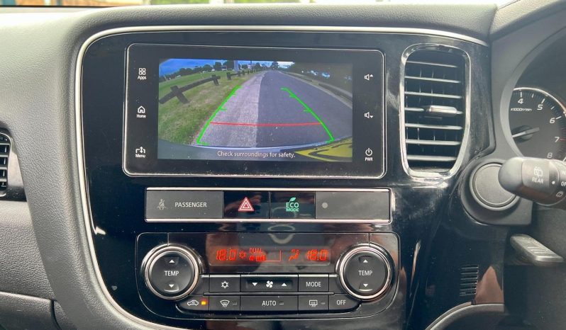 
								2018 Mitsubishi Outlander ES full									