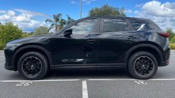 
										2018 Mazda CX-5 Touring KF full									