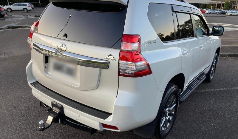
								2014 Toyota Landcruiser Prado Altitude 4×4 3.0DT 4 cylinders Diesel full									