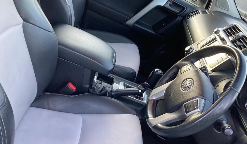 
								2014 Toyota Landcruiser Prado Altitude 4×4 3.0DT 4 cylinders Diesel full									