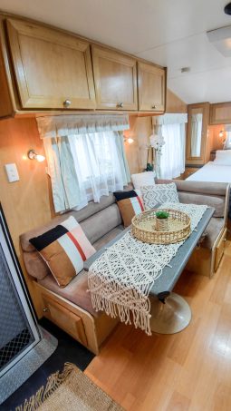 
										2007 Serenity Opalite 20.8ft caravan full									