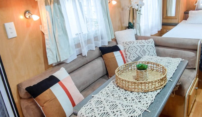 
								2007 Serenity Opalite 20.8ft caravan full									