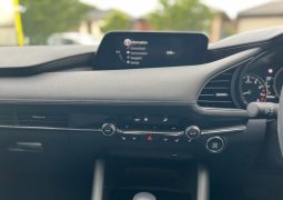 
										2019 Mazda 3 G20 Touring BP full									