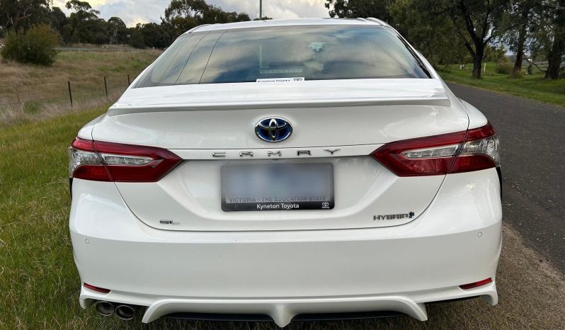 
								2018 Toyota Camry SL Hybrid full									