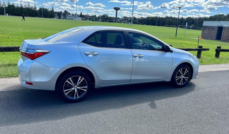 
								2017 Toyota Corolla ZR full									