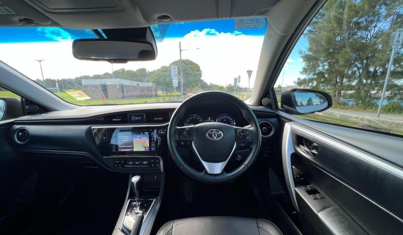 
								2017 Toyota Corolla ZR full									