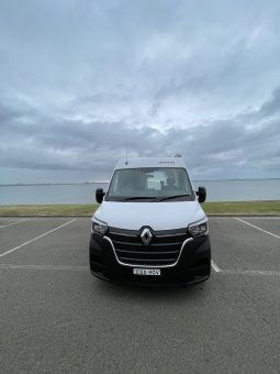 
										2021 Renault Master 19feet Camper full									